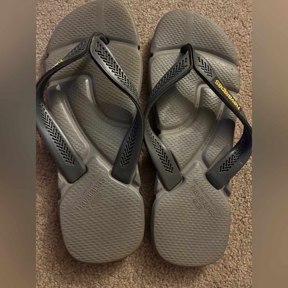 Havaianas flip flops
